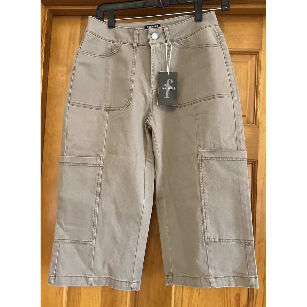 Flamingals Women's Bermuda Shorts Cargo Sz Small Mocha
